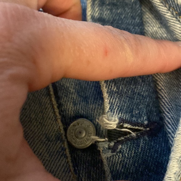 Vintage Levi's Blue Distressed Denim Shorts - Picture 7 of 16